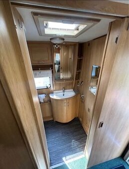 Karavan Lunar Quasar 2005 - 2
