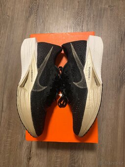 Nike ZoomX Vaporfly Next% 3 vel. 36 - 2
