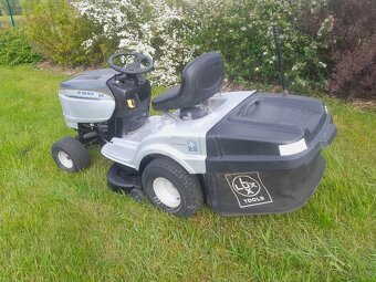 ZAHRADNI TRAKTOR 15.5 HP - 2