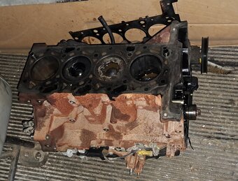 Polomotor euro 5 na Ford Transit r. 2012 - 2