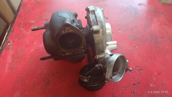 Turbo GARRETT BMW 160KW podtlak. regulace - 2