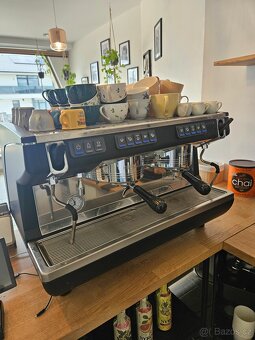 Kávovar Simonelli - 2