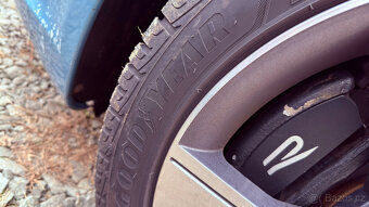 Goodyear UltraGrip Performace+ 225/45/17 94 H zimní pneu - 2