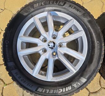 Zimní sada Škoda KAROQ 16" 5x112 pneu 215/60/16 - 2