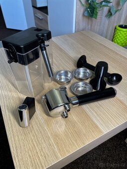 Pákový kávovar Delonghi EC850.M - 2