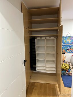 Skříň s nástavcem – truhlářská výroba - 2