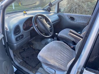 Seat Alhambra 1.9 TDi 81 kW - 2