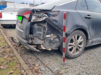 Kia optima havarovaná - 2