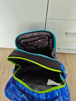 Školní batoh + pytlík na přezůvky - 2