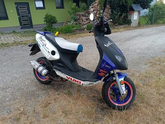Skůtr Yuki 50 ccm s nájezdem 1583km - 2