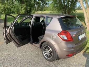 KIA Ceed 1.4 benzín - 2