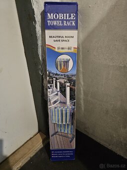 Mobilní věšák - 2
