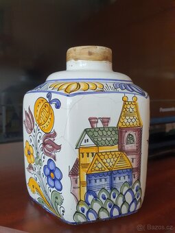 Maľovaná nádoba - habanská fajansa - 2