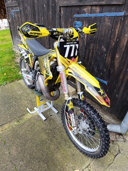 Suzuki RM 125 - 2