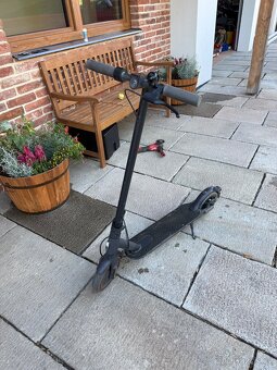 Prodám elektrokoloběžku Xiaomi Mi Electric Scooter 1S - 2