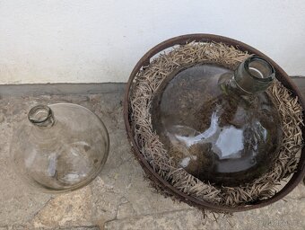 Demižon 37l v kovovém obalu - 2