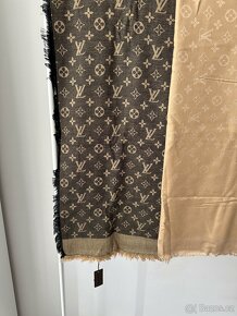 Šály Louis Vuitton - 2