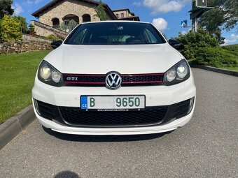 VOLKSWAGEN GOLF 2,0 TSI GTI 155 KW NAVI KAMERA TEMPOMAT - 2