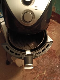 Horkovzdušná fritéza - 2