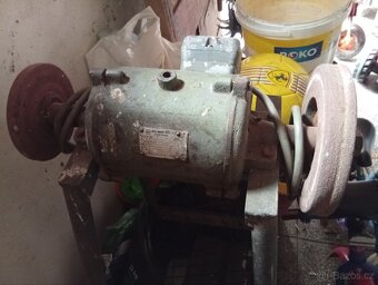 Stojanová bruska - 2