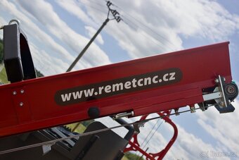 Prodám štěpkovač a špalíčkovač - 2