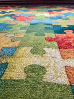 Dětský barevný koberec puzzle 200x200cm - 2