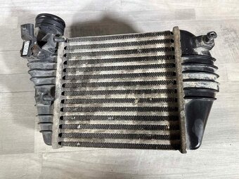 AUDI A6 - 4F C6 - intercooler 2.0 TDI 4F0145805AA - 2