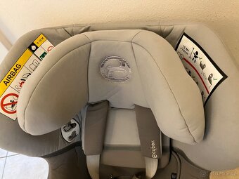 Otočná autosedačka Cybex - 2