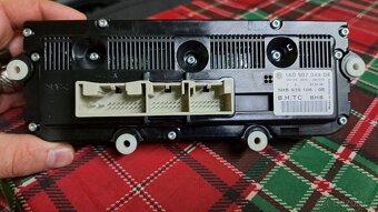 Panel klimatizace VW Golf 5 - 2