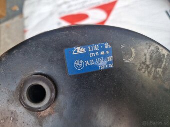 BMW e30 316i M40 mix dílů - 2