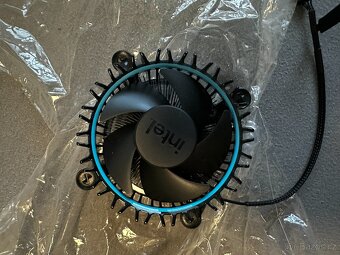 CPU chladič Intel Laminar RM1 - 2