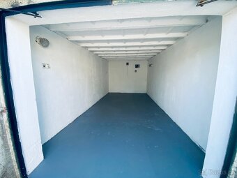 Cihlová garáž o velikosti 20 m² - 2
