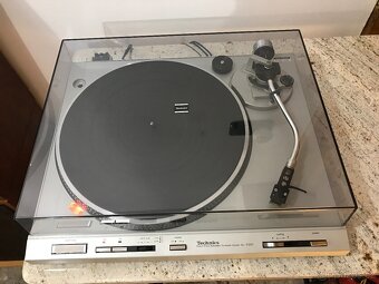 Technics SL-D303 Velice zachovalý stav. - 2
