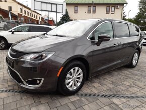 Chrysler Pacifica 3,6L kamera360,adapt.temp.auto parkování - 2