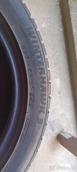 Prodám pneu 225/45 R17 - 2