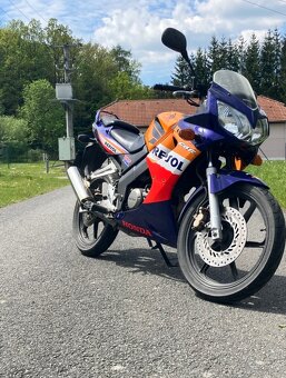 Honda cbr 125r repsol - 2