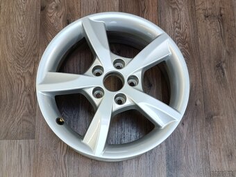 5x112 Audi A3 6,5Jx16 ET43 číslo 8V5071496 alu disky - 2