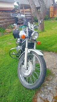 Honda Shadow Spirit VT 750 chopper - 2