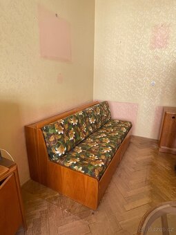 Retro rozkládací gauč - 2