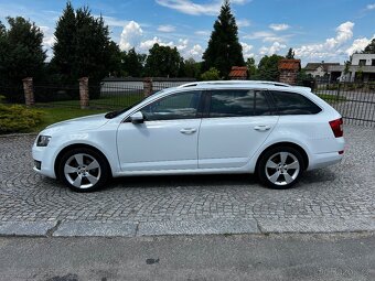 Škoda Octavia 3 2.0 tdi Elegance Combi - 2