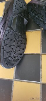 Nenošené boty - 2