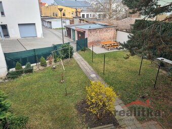 Pronájem hezkého bytu 2+1 se zahradou v centru, Opava, ul. n - 2