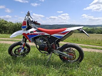 Motocykl Fantic 125 - 2