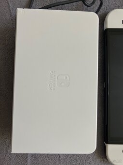 Nintendo Switch OLED Bílá - 2