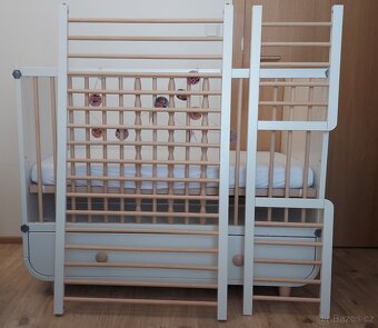 Bílá dětská postýlka MYLLRA z IKEA - 2
