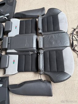 Kompletně vyhřívané sedačky + Tapecírunk Octavia 2 RS - 2