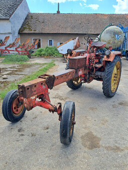 Traktor RS 09 - 2