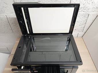 Tiskárna HP LaserJet M1217nfw na díly.. - 2