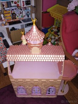Zamek baby born - 2