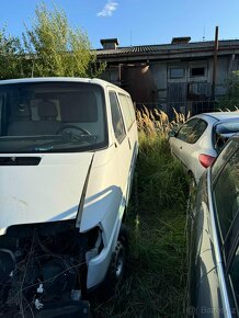 VW Transporter 2,4 D - 2